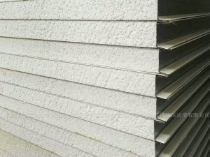 EPS泡沫彩钢夹芯板
